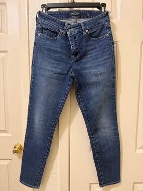 Lucky Brand Women's Dark Blue Skinny Jeans